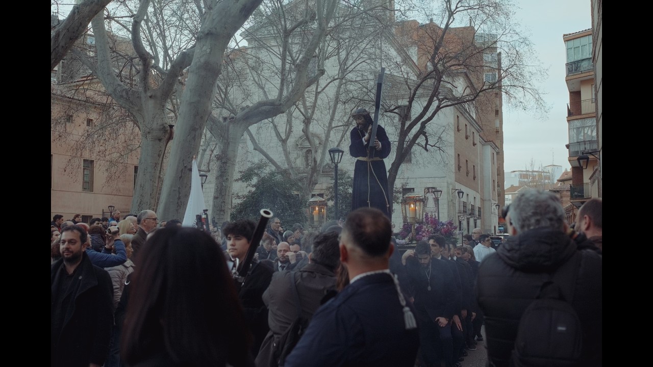 VÍA CRUCIS CUARESMAL 2026. Nuestro Padre Jesús con la Cruz a Cuestas