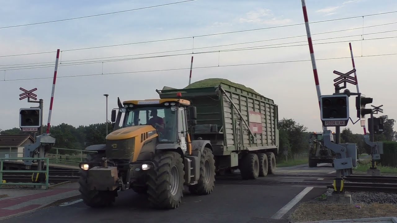 Železniční přejezd | Rokytnice u Přerova - 26.8.2022