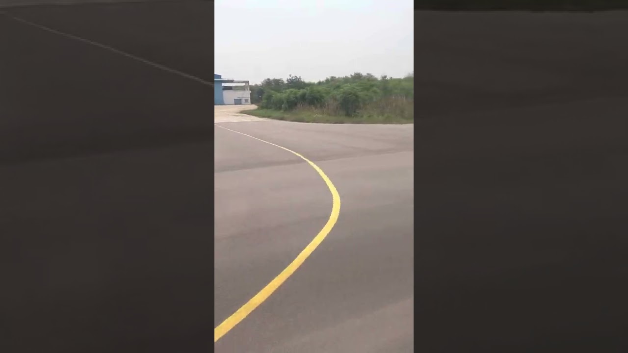 Flight landing on Kanpur Airport full video | Landing of a flight at Kanpur