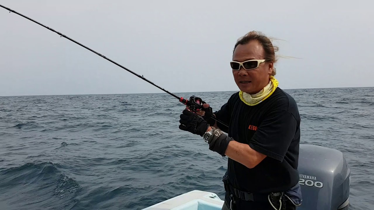 Hooked on Calamari Vol 14 - Tiprun Eging