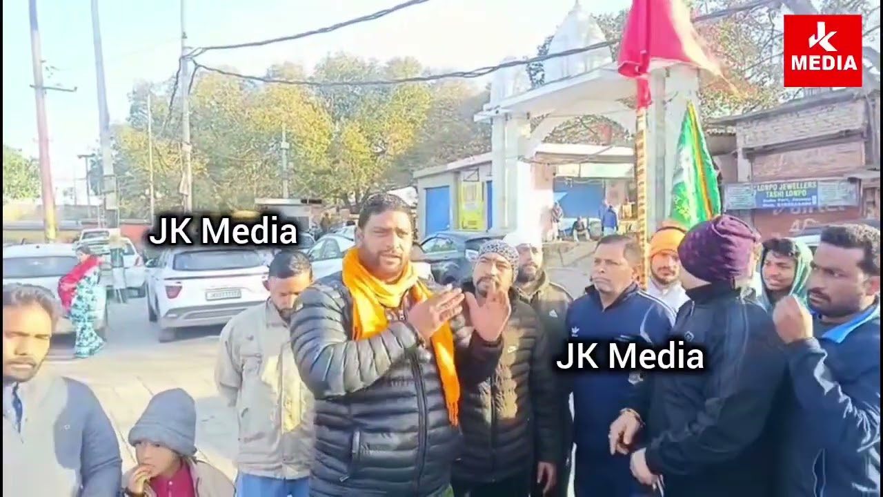Обращение в суд к Маа Баве Вали с требованием вынести решение по делу о нарушении правил дорожног...