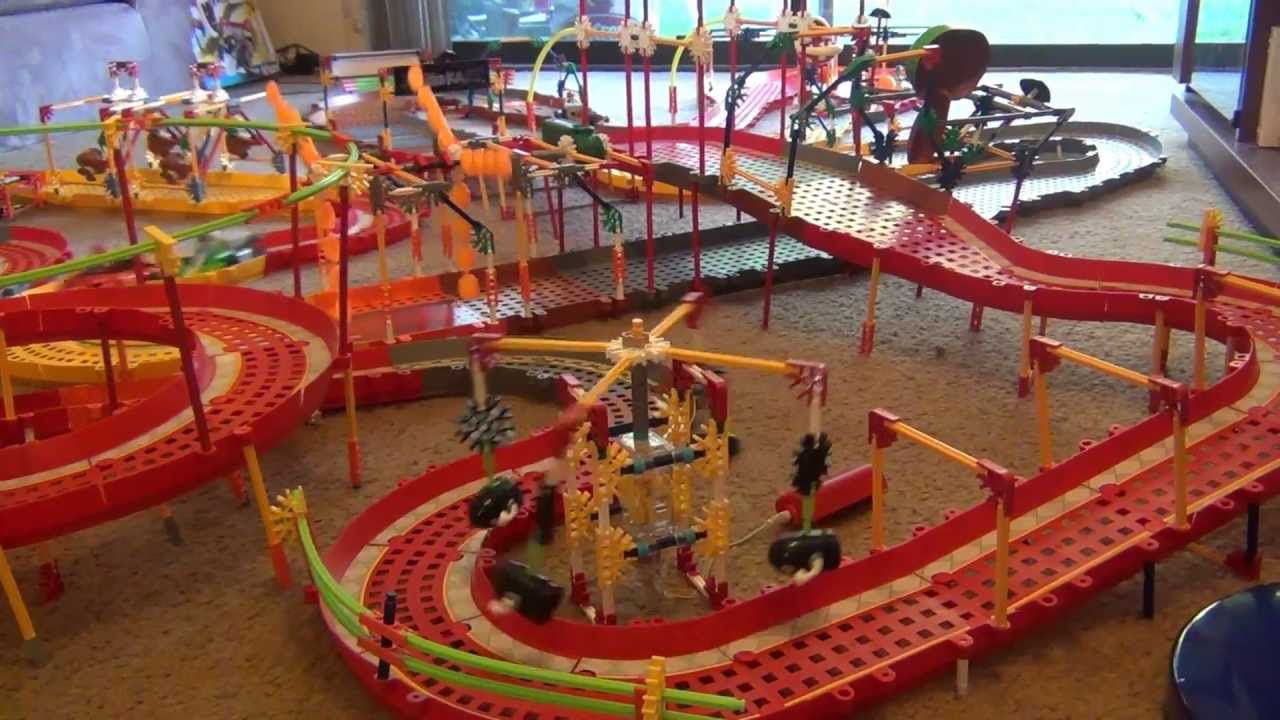 K'Nex Mario Kart Wii - Rainbow Road
