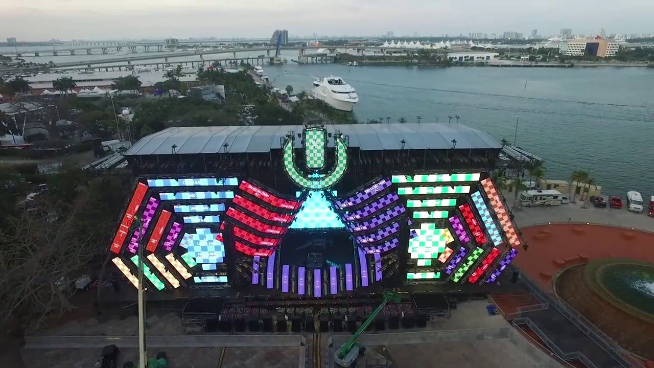 Ultra Music Festival - 2016 Construction