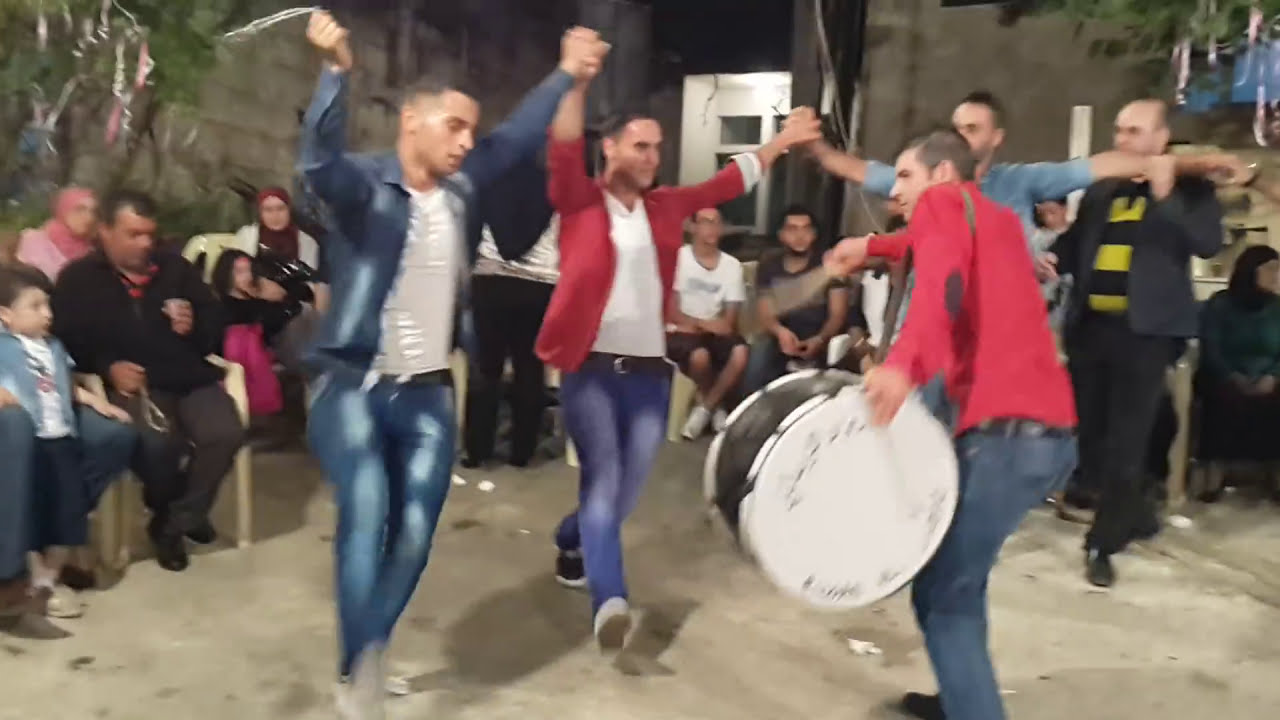 احلى دبكة لبنانية باقدام حسام عامر و علي شومان 2018
