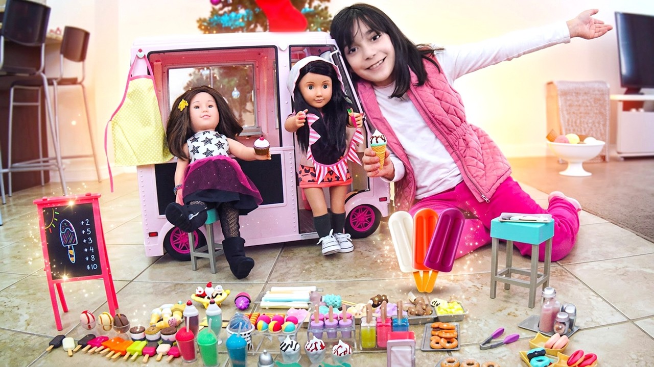 MAIS DE 100 SORVETES FOFINHOS!!! ★ Boneca Julia Silva vai à sorveteria Our Generation IceCream Truck