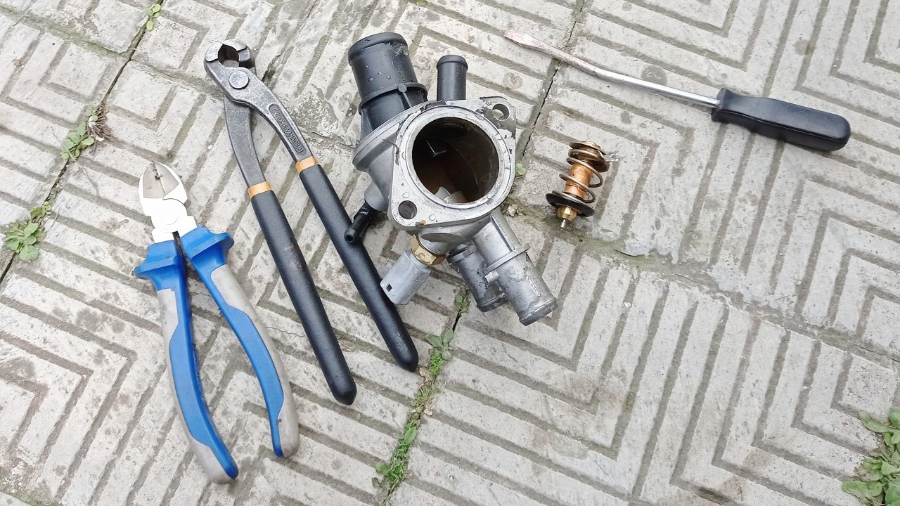 Soluzione economica termostato motore Fiat Multijet  - Alfa Romeo jtdm. Thermostat jtd.