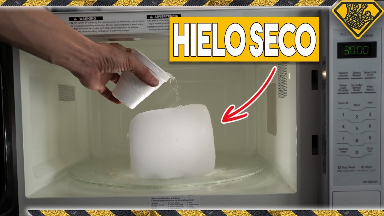 ¿Qué Ocurre Si Metemos Hielo Seco En Un Microondas?