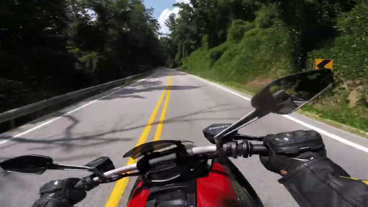 7/25/23 Diavel 4