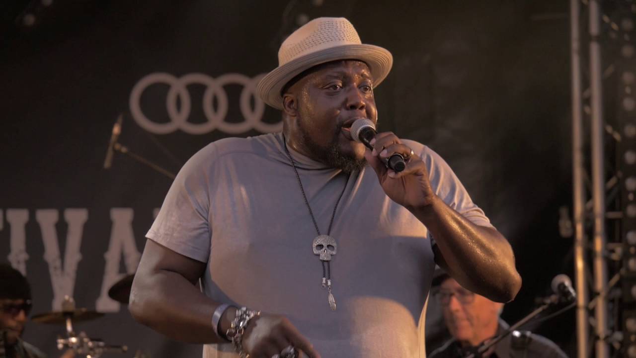 Sugaray Rayford-Grits Ain't Groceries-Megève Blues Festival 2016
