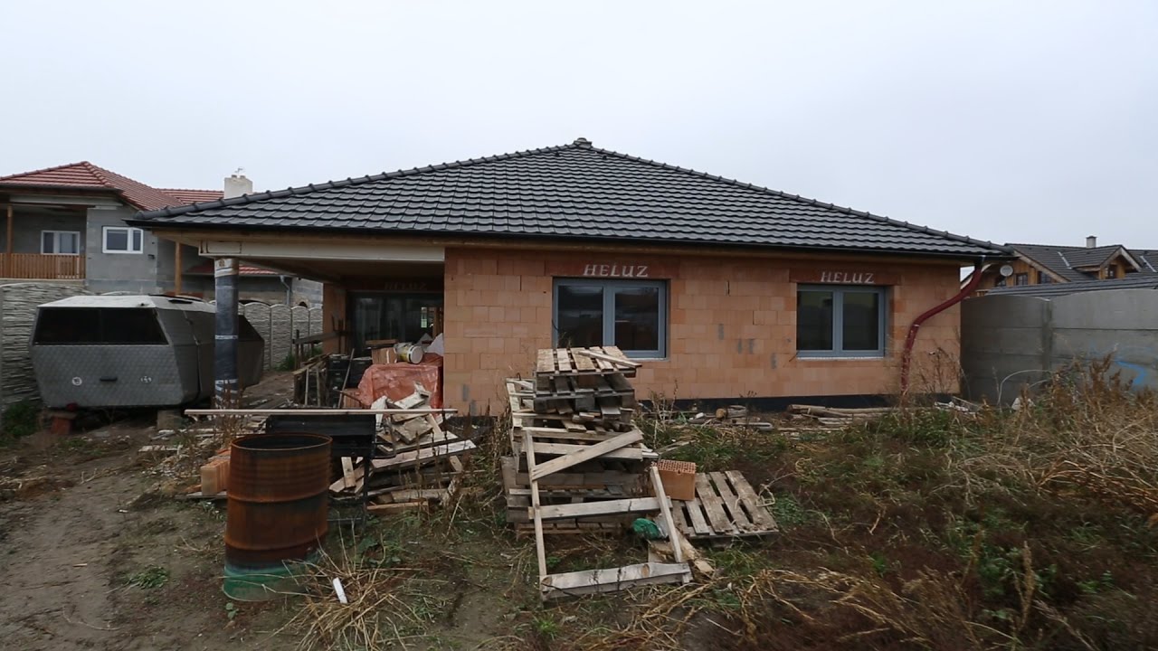 Návštěva bungalovu postaveného z cihel Heluz 2in1