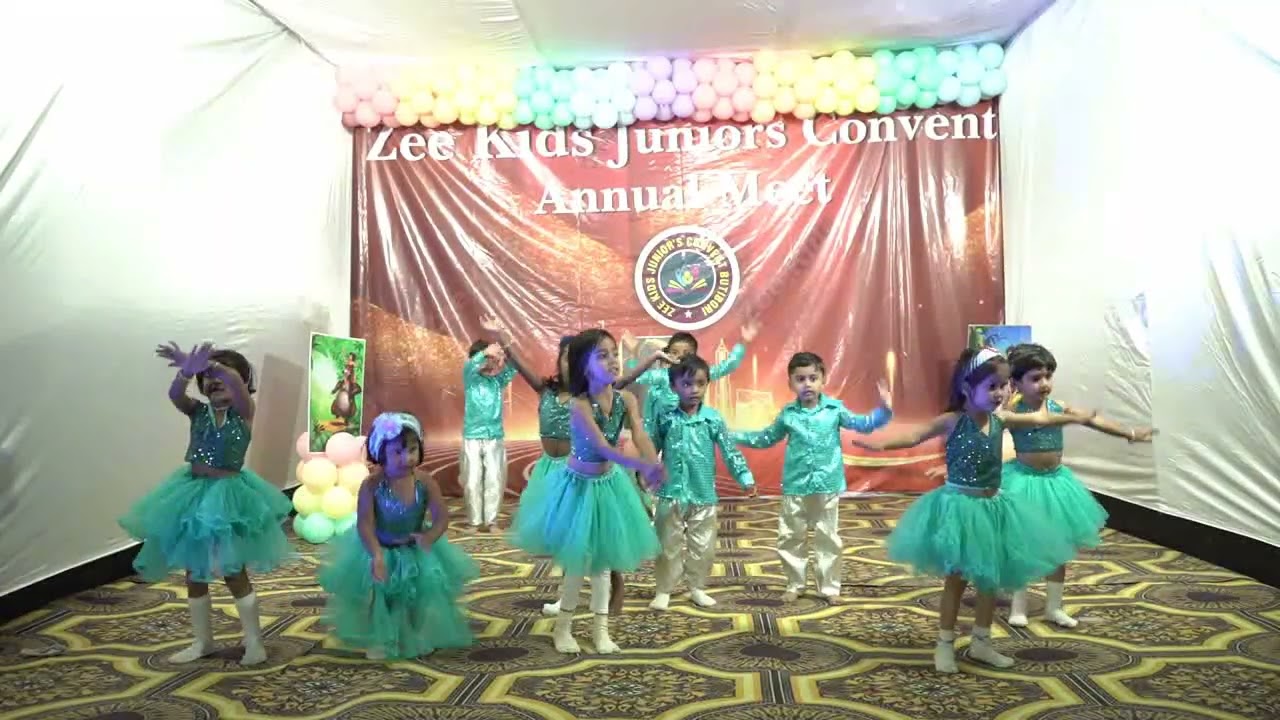 Chanda Chamke Cham Cham Dance.