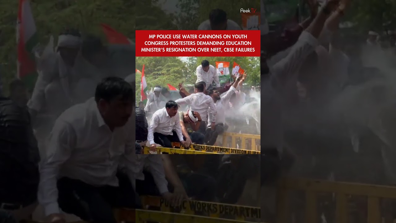 Congress Protesters Face Water Cannons In MP #peektv #shorts #news #mp #congress #protest