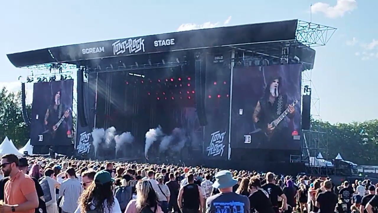 Dimmu Borgir - Puritania ( Live in Oslo , Tons of Rock )