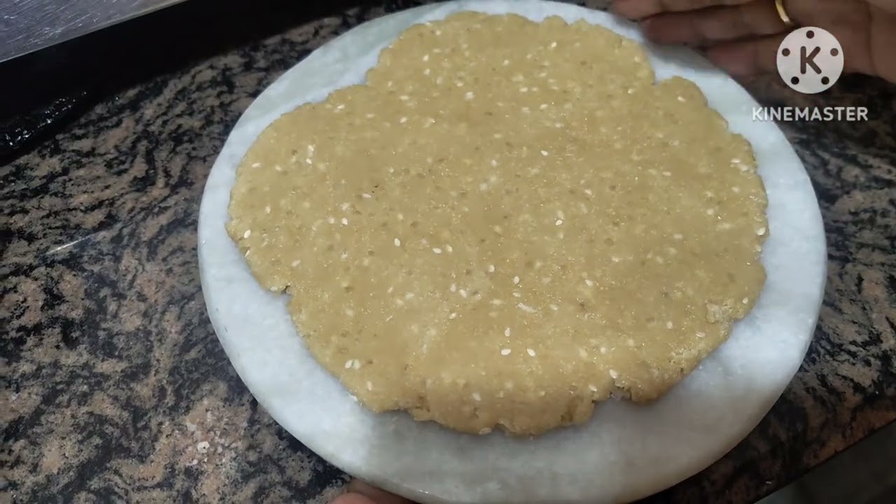 मीठी मठरी#recipebyvegrecipebazar#vegrecipebazar#trending#yt#ytvideos 