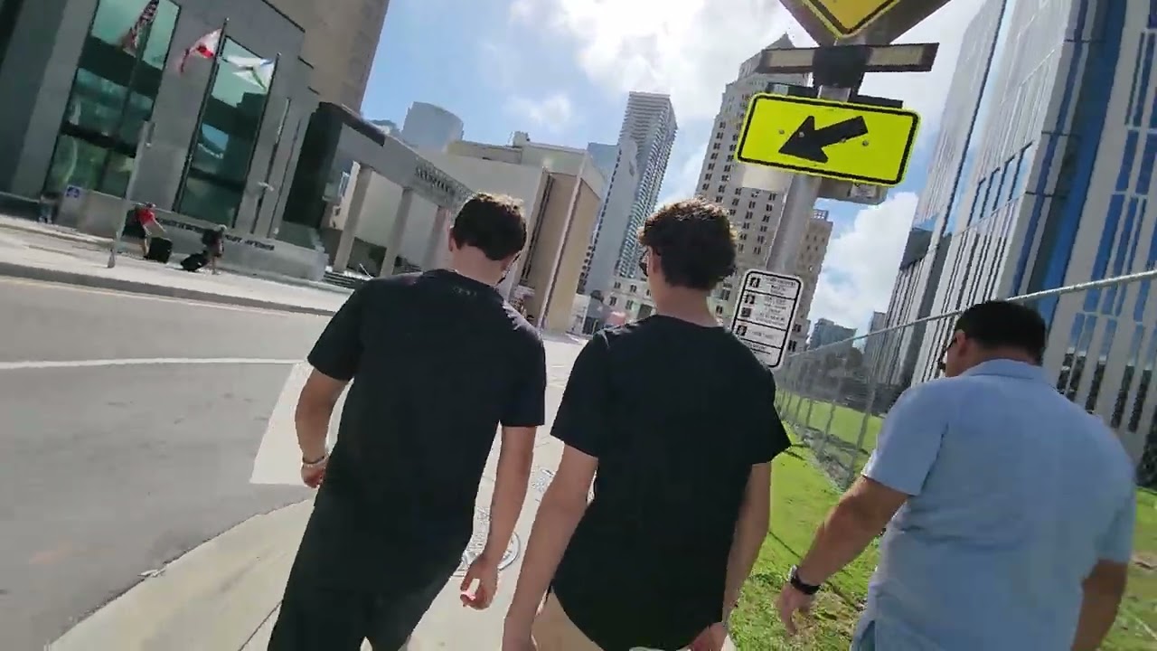 Walking back from Brightline to Government Central Station.