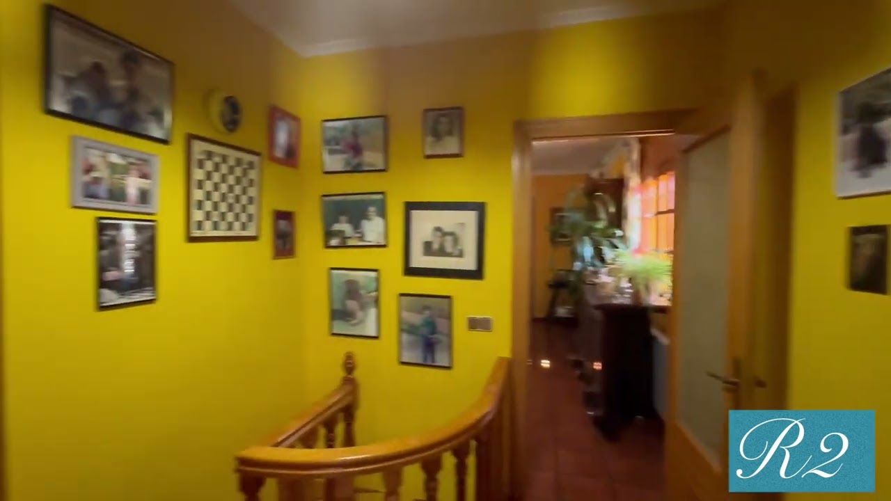 R2 inmobiliaria vende este magnífico chalet en una de las mejores urbanizaciones de Valdemorillo