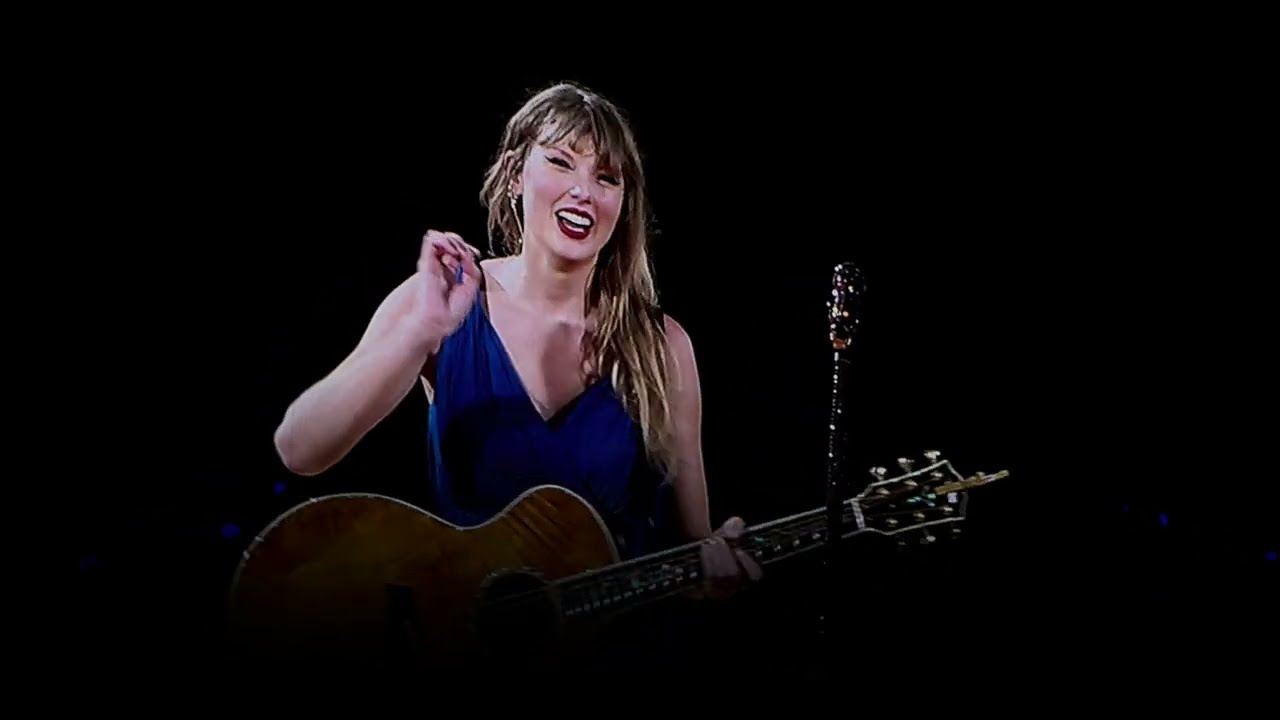 Is it over now ? Taylor Swift Paris Night 2 surprise song
