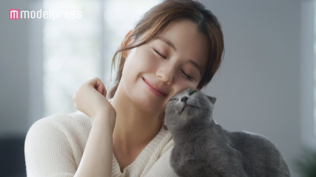 小池里奈、猫と頬すり寄せじゃれ合う「シーバ&reg;」新CM『欲しいのさシーバ&reg;』篇