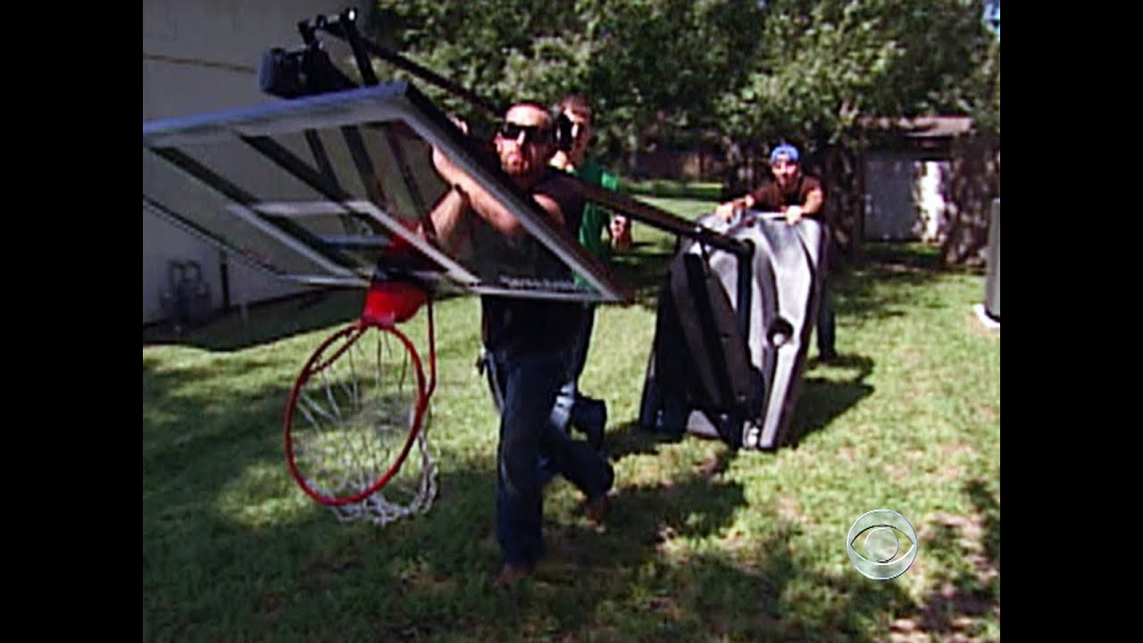 CBS Evening News with Scott Pelley - On the Road: Shooting for a new career