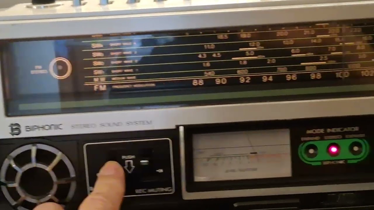 AGRUPACION ECOS MISIONEROS CANTA: (LA CRUZ DEL DOLOR) JVC  RC-838JW