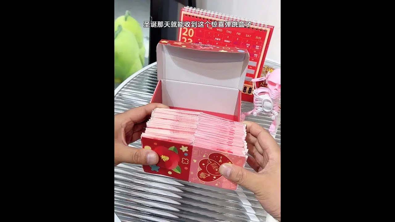 My buddy will also get this surprise Christmas box. It's time to arrange it.