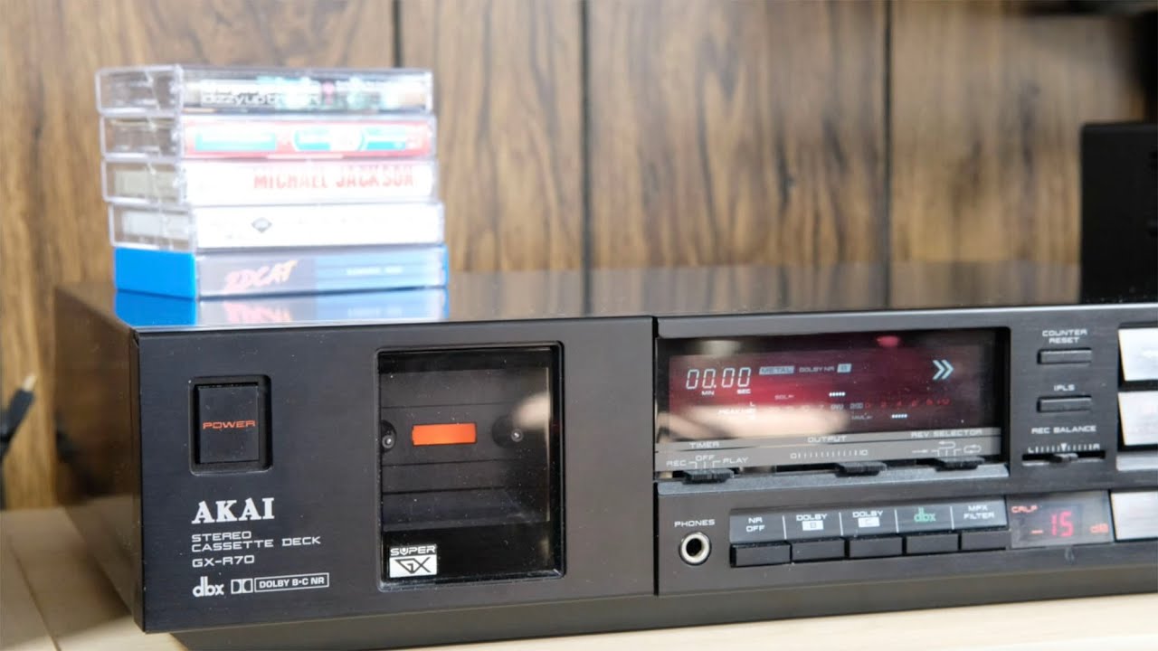 An Excellent Vintage Cassette Deck with DBX? The AKAI GX-R70!