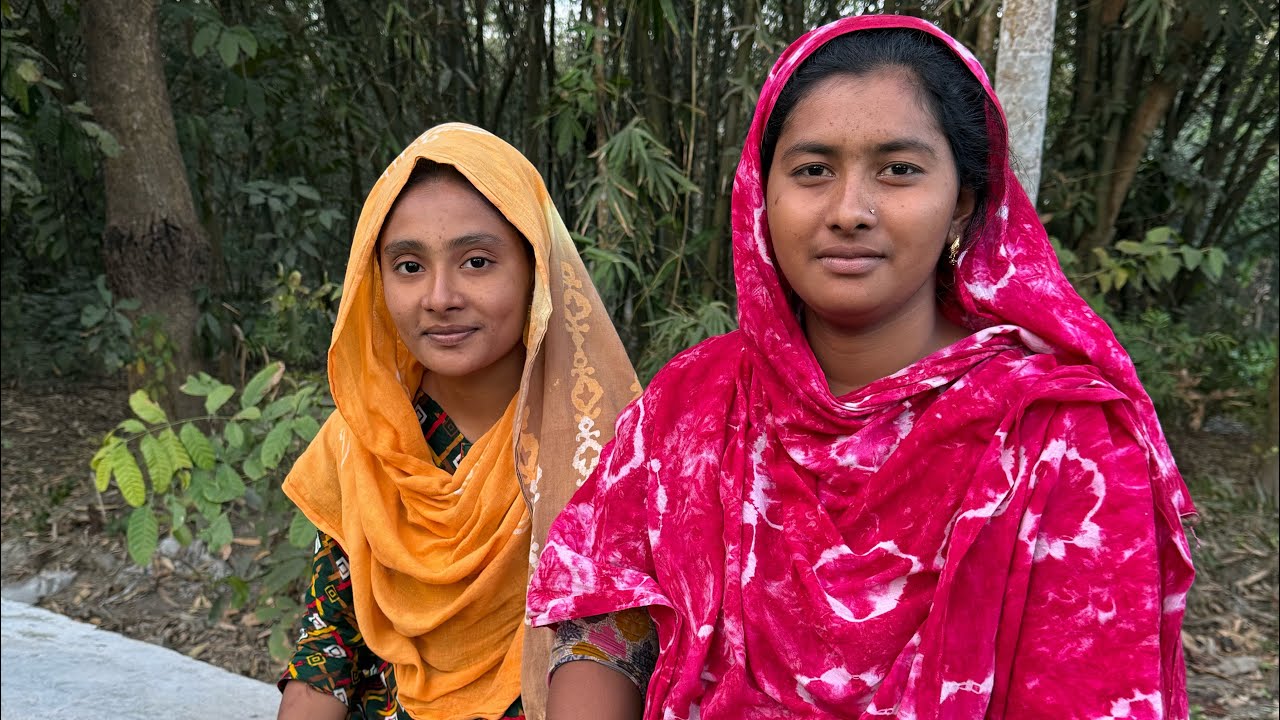 সংসারের কাজ শেষ করে গোসল করতে সন্ধা হয়ে গেছে 