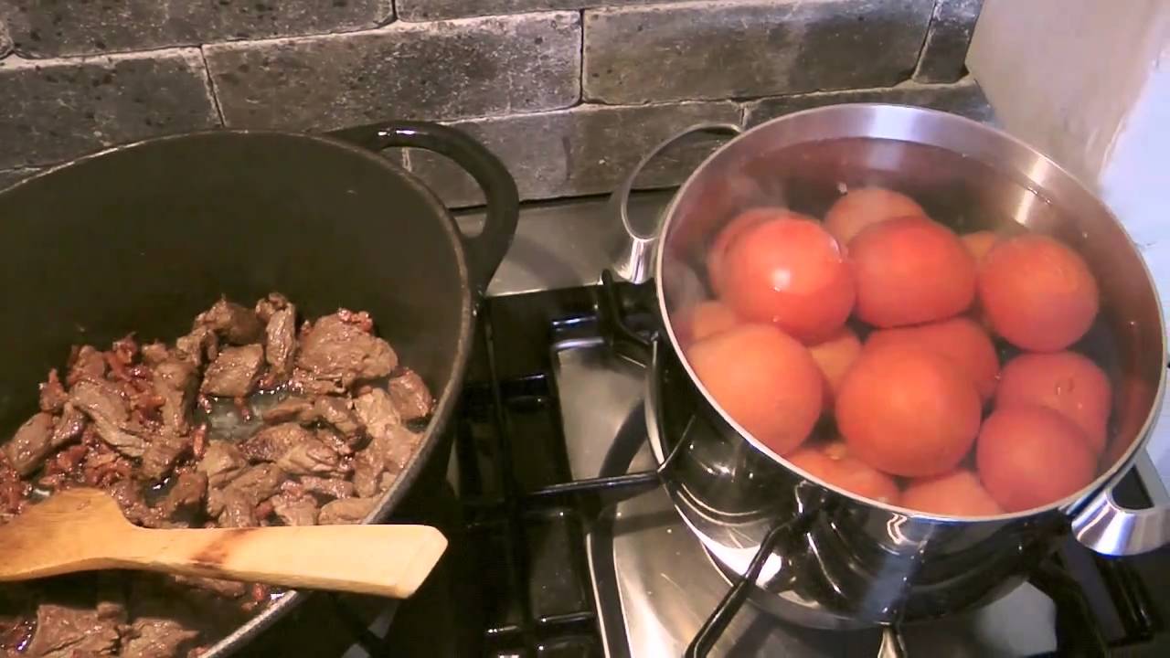 Een lekker pittig stoofpot recept van Jet's eigen hand.mp4