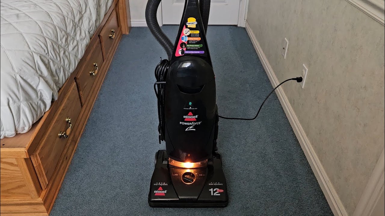 Bissell Powerforce 3522-1 Upright Vacuum 