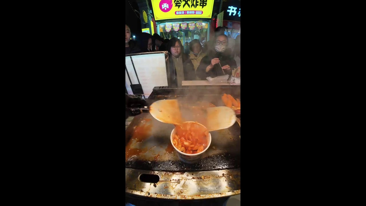 🔴Satisfying Noodle Roll 🍳 | Egg • Sausage • Spicy Sauce | Live #streetfood