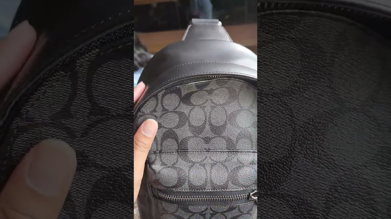 Coach Mens Backpack in Signature Canvas. Black/Charcoal  