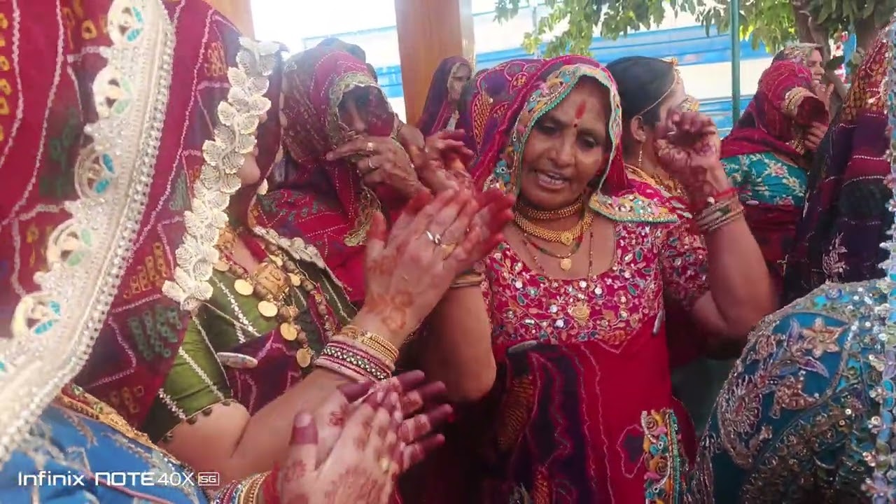 भात का प्यारा सा गीत_ नानी बाई को मायरो भरया सरसी !🙏🙏