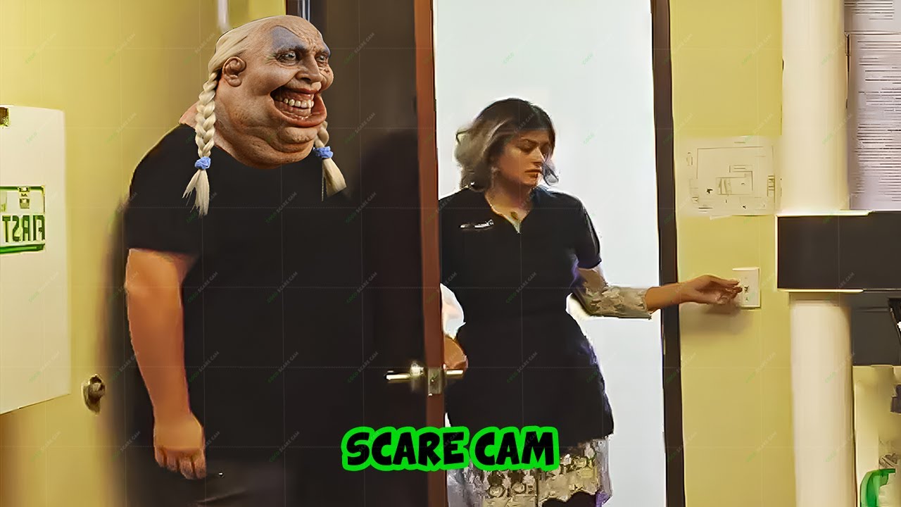 BEST SCARE CAM Priceless Reactions 2025😈#38 | Funny Scare Cam 🤣| Jump Scare 😂| CoCo Scare Cam |