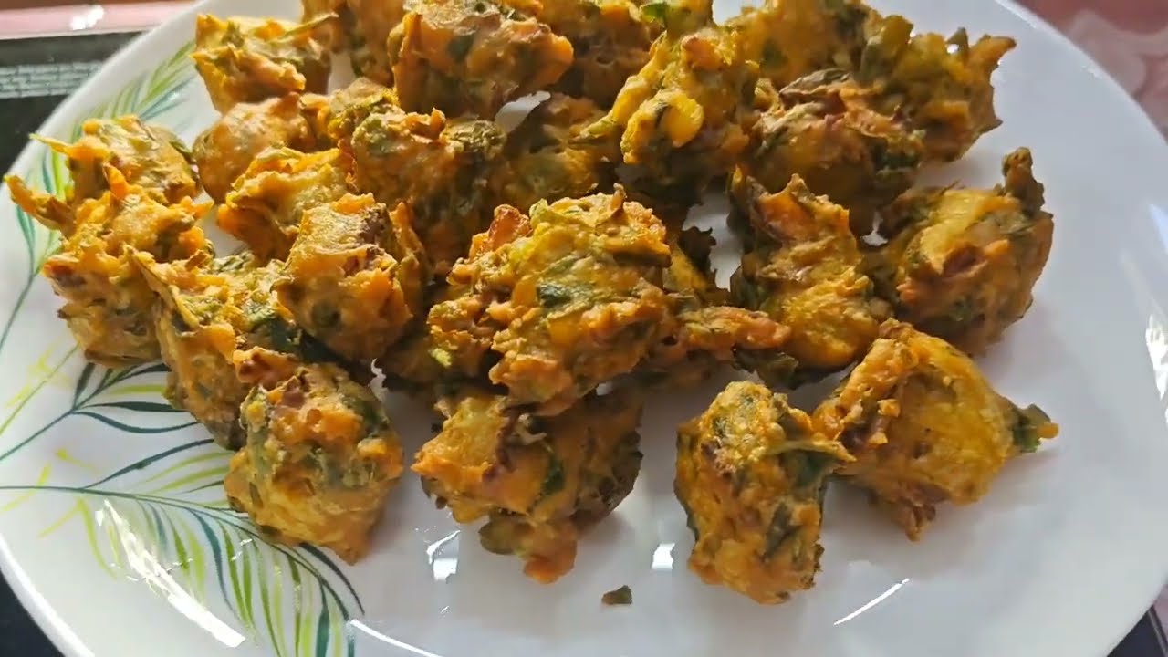 Boiled Aloo Palak Pakoda | ఉడికించిన ఆలూ పాలక్ పకోడా 😋| Evening snack