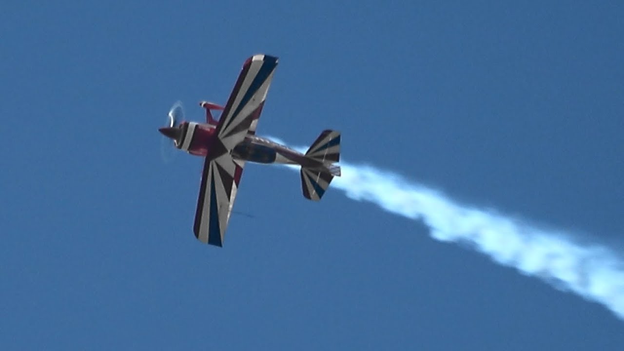 Adam Messenheimer - Pitts S-2C Special Aerobatics - Leesburg Airshow 2018