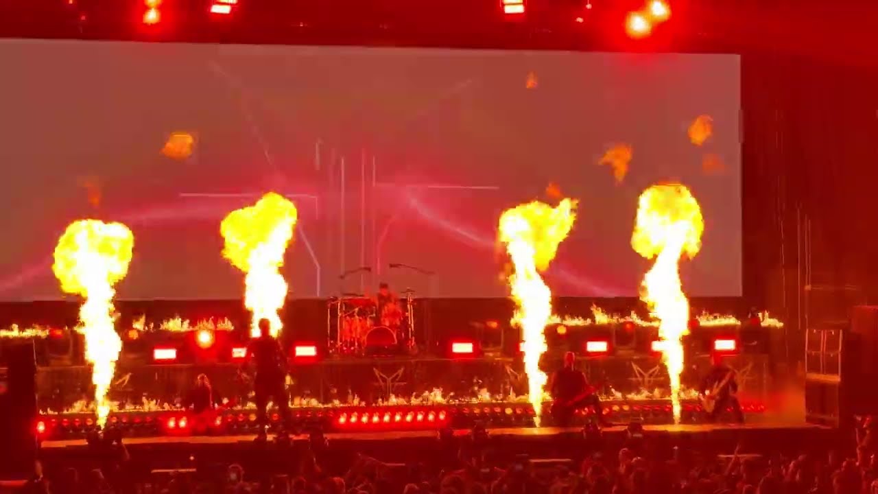 Falling in Reverse - 17 Ronald - Xfinity Center Mansfield MA September 13th 2025