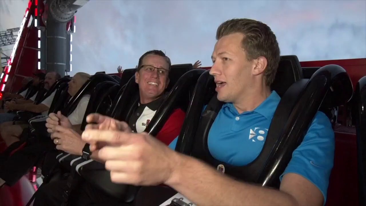 WFAA rides Harley Quinn Spinsanity at Six Flags Over Texas