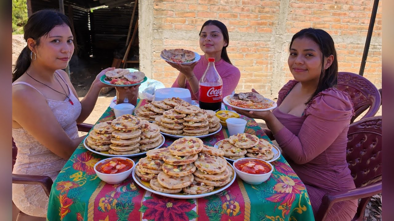 🔥😲Vean Quien de las chicas Comerá mas pupusas /CHICAS SALVADOREÑAS 