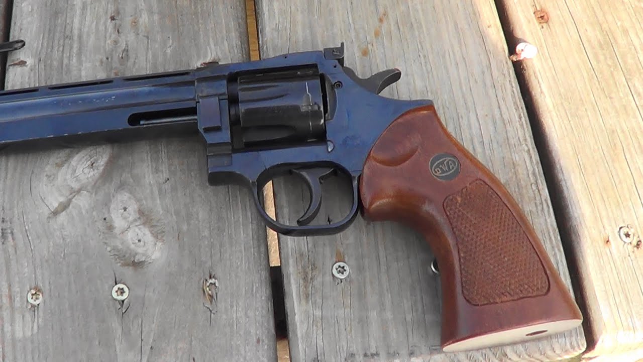 Dan Wesson Model 22VH 22LR Revolver