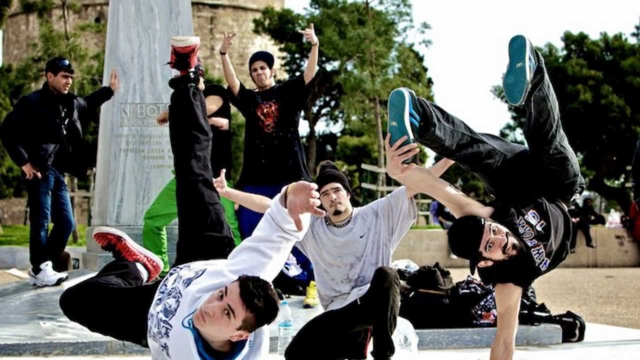 12ος Πίθηκος - *Κύκλοι Φωτιά*