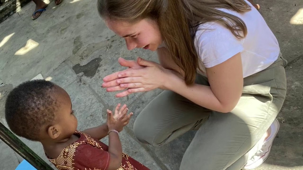 Medi Trip Volunteers Community Outreach