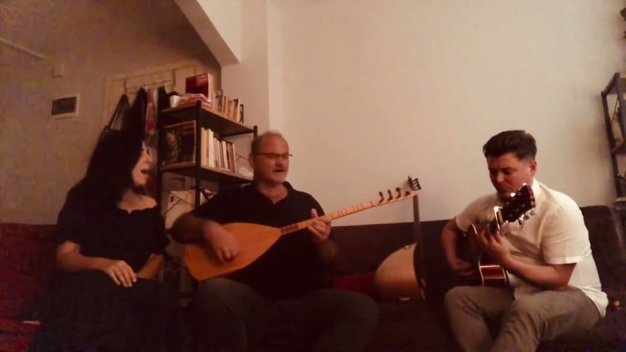 Havada Durna Sesi Gelir / Ceren Tügen - Çetin Akdeniz - Hakan Esgin
