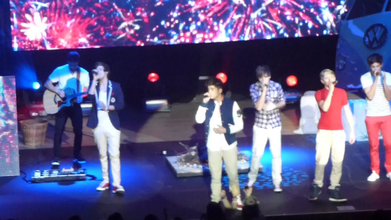 one direction - moments - wolverhampton civic hall