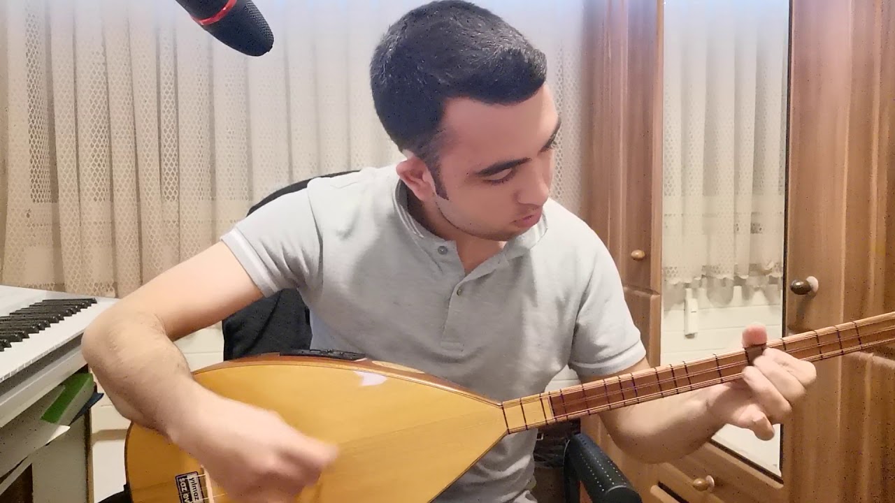 Yola Yaslandim Agladim
