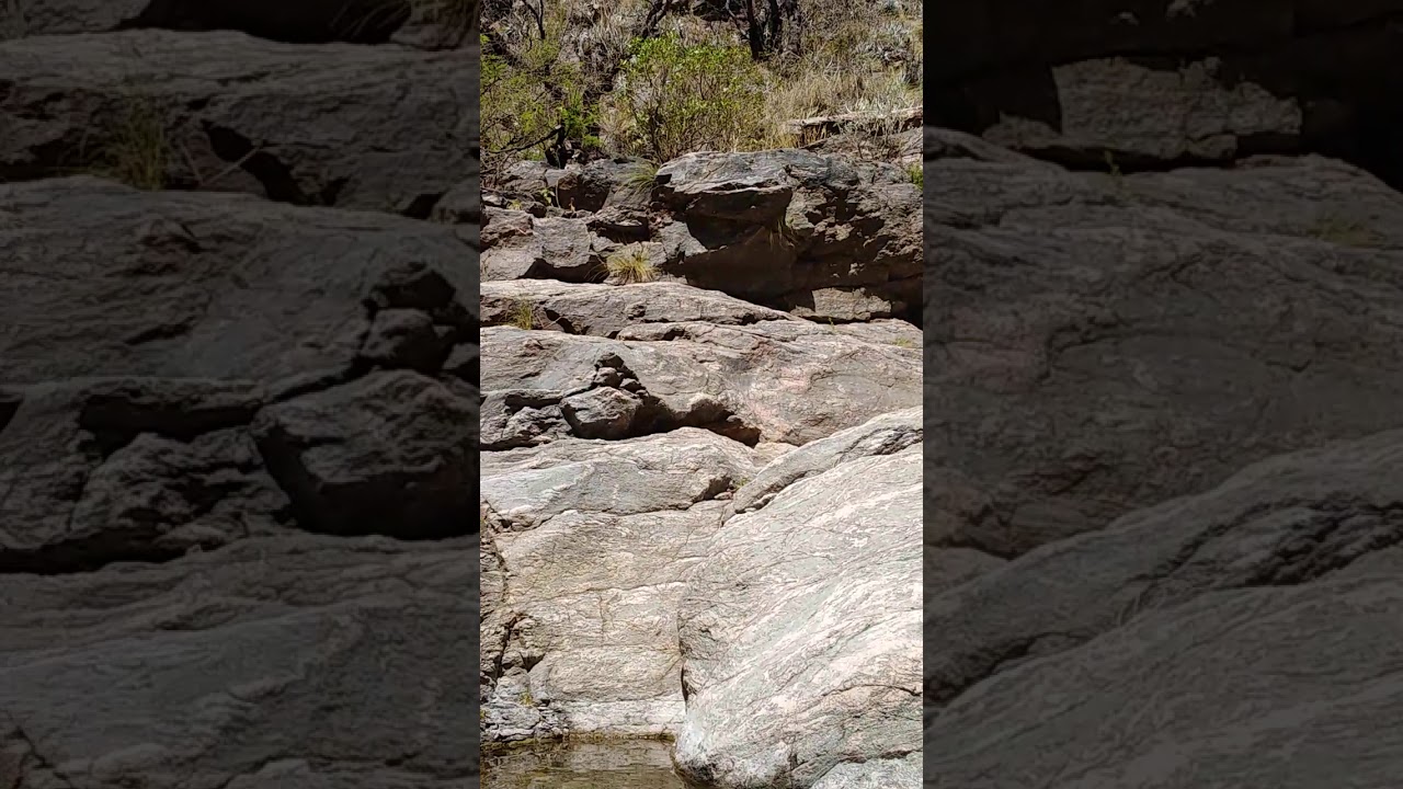 Ovni descendiendo al Cerro Uritorco a gran velocidad.