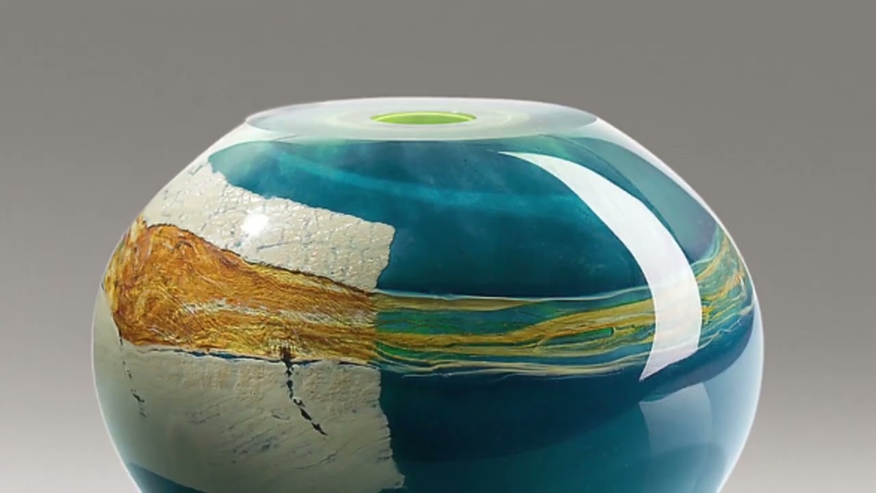 Meet The Artist - Learn about Randi's artistic glassblowing process