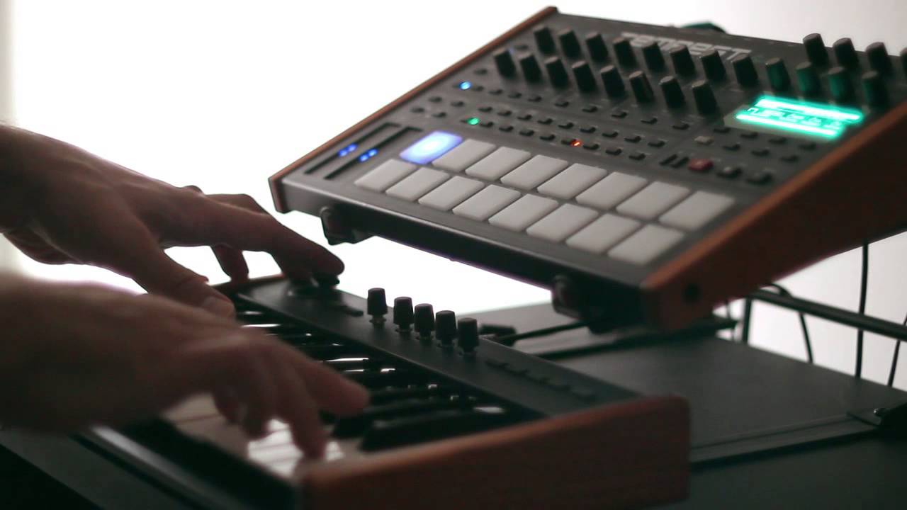 Dave Smith Instruments Tempest as a 6-voice polysynth - download set