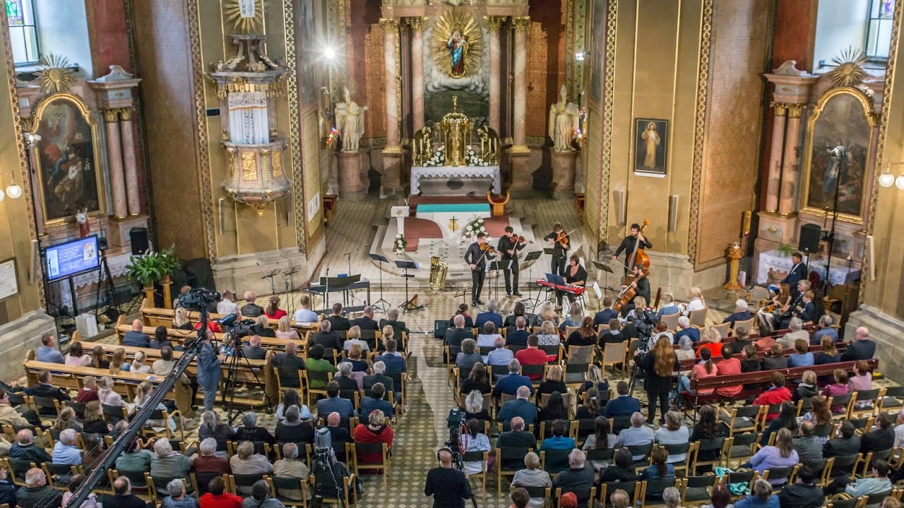 Benefiční koncert pro zlepšení dopravní infrastruktury na Svatém Hostýně 10.9.2022 (přenos Tv Noe)