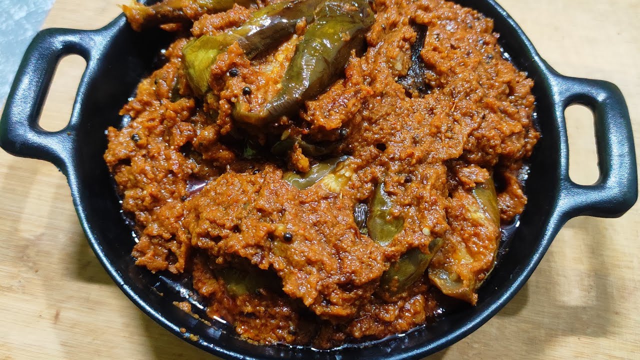 Gutti vankay curry | Stuffed brinjal curry | Bharwa Baingan
