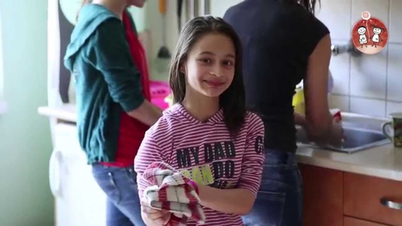 Oroszl&aacute;nyi Gyermekotthon &eacute;s &Aacute;ltal&aacute;nos Iskola